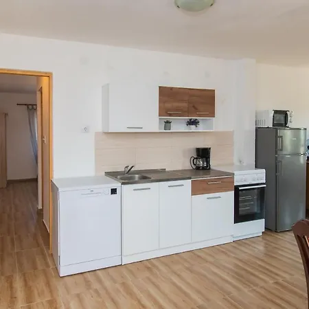 House Stone Curlew 4 Ferienhaus Lisane Tinjske