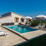 Σπίτι διακοπών House Stone Curlew 4 *