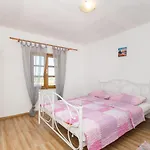 House Stone Curlew 4 Lisane Tinjske