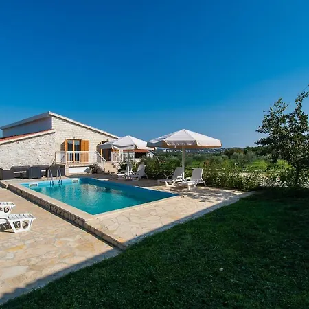 Prázdninový dům House Stone Curlew 4 *