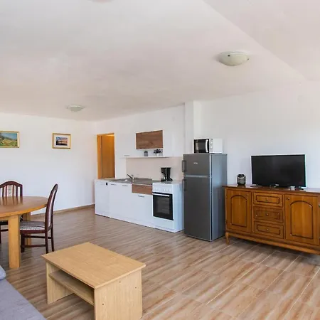 House Stone Curlew 4 Lišane Tinjske