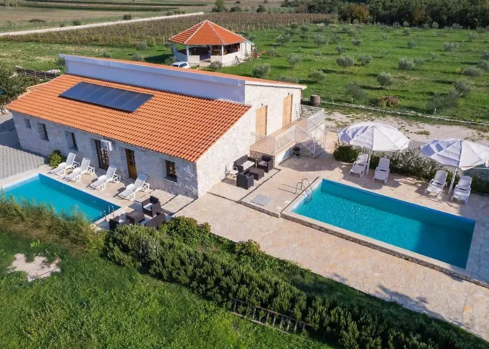 House Stone Curlew 4 Сasa de vacaciones Lisane Tinjske